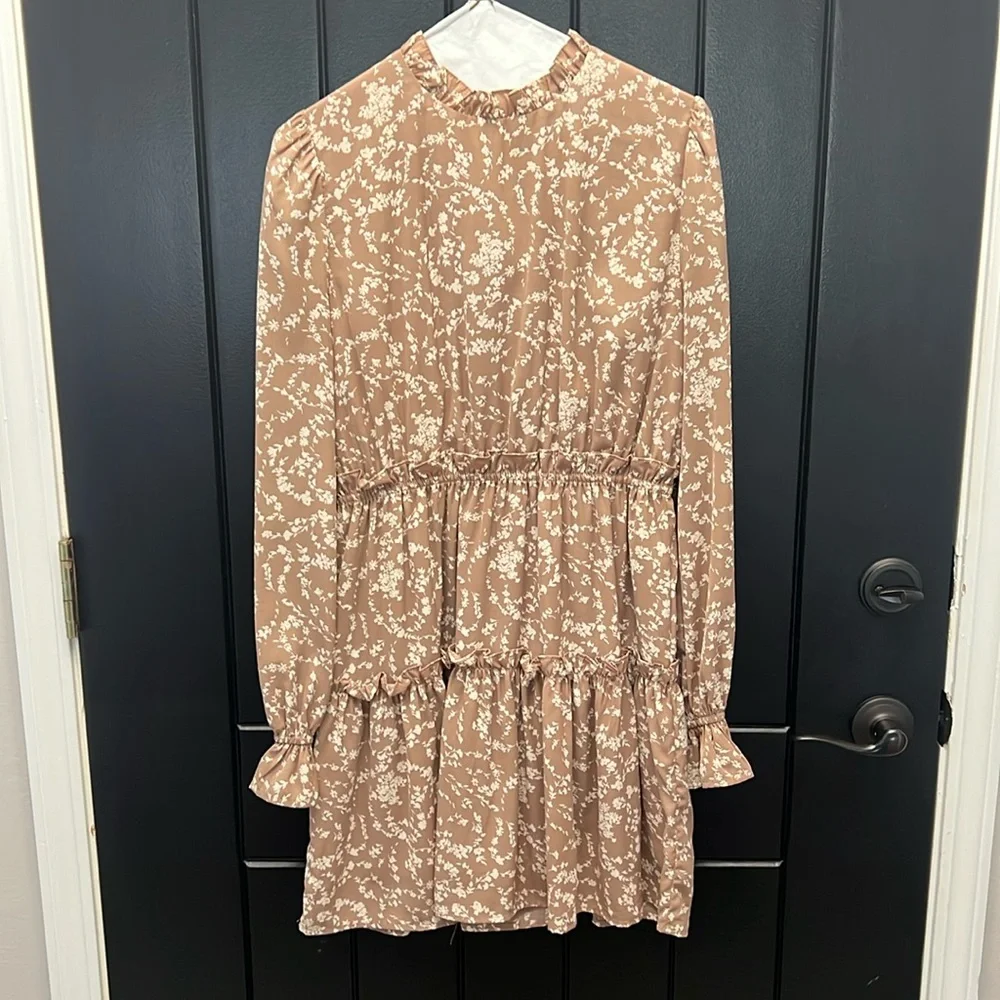 Long sleeve dress - Picture 1 of 3